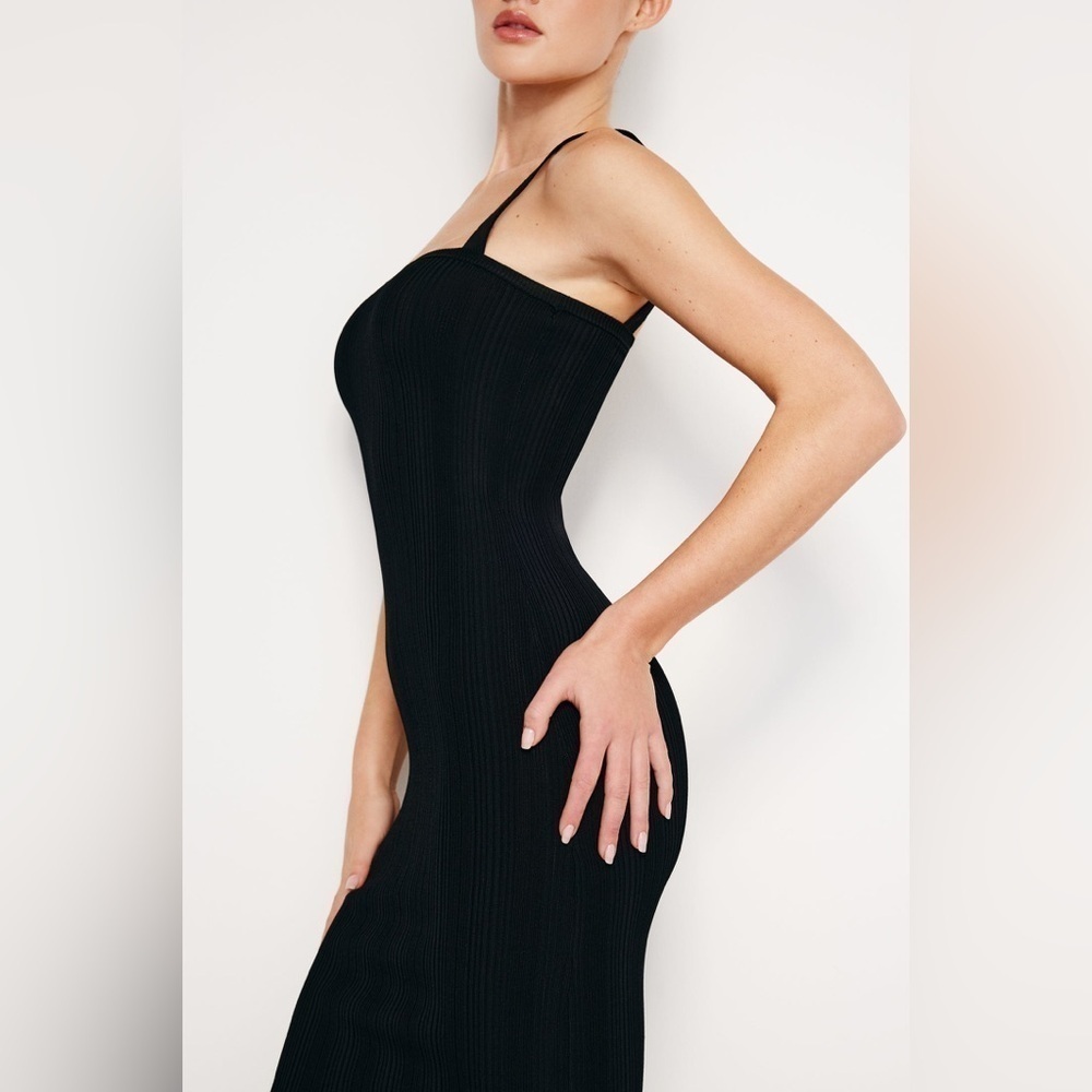 695 - Good American NWT Black Ribbed Spaghetti Strap Maxi Dress, Size Small/Med